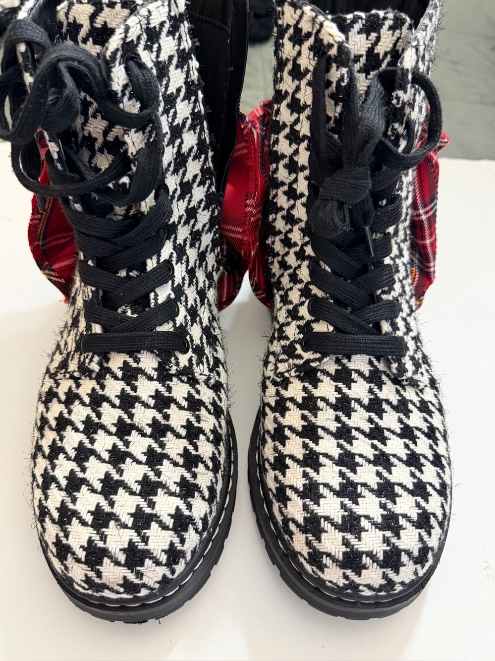 Torrid Betsey Johnson Houndstooth Combat Ruffle Boot (Sz 10 WW) - Picture 3 of 14
